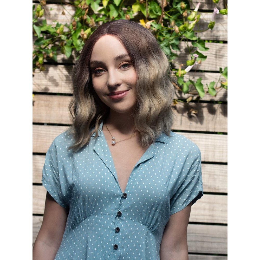 Ash Blonde Ombre Wavy Bob Small Lace Wig | Zoey